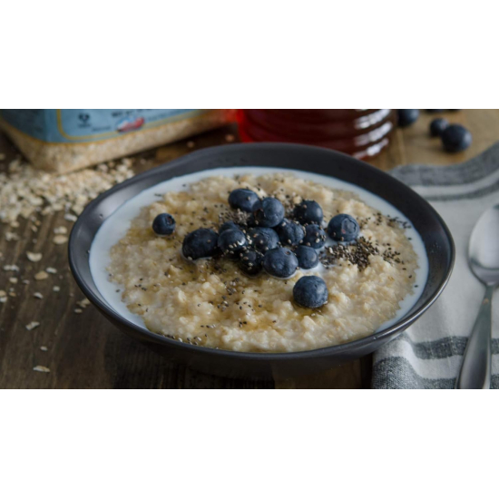 Bob's Red Mill Rolled Oats Quick Cooking, Whole Grain, Non-GMO 907g, Pack Of 8