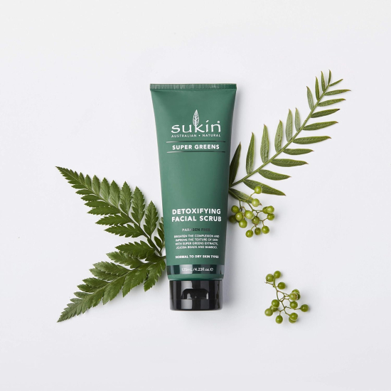 Sukin Super Greens Detoxifying Facial Scrub 125 ml